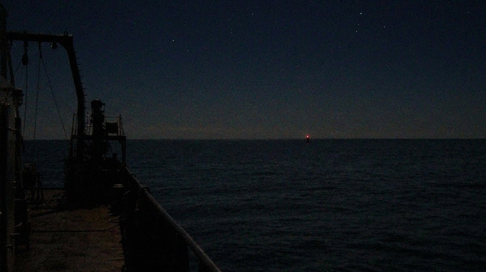 夜の海